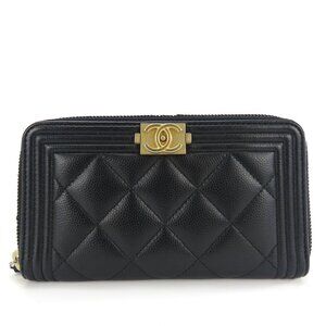 CHANEL Black Caviar Leather Wallet